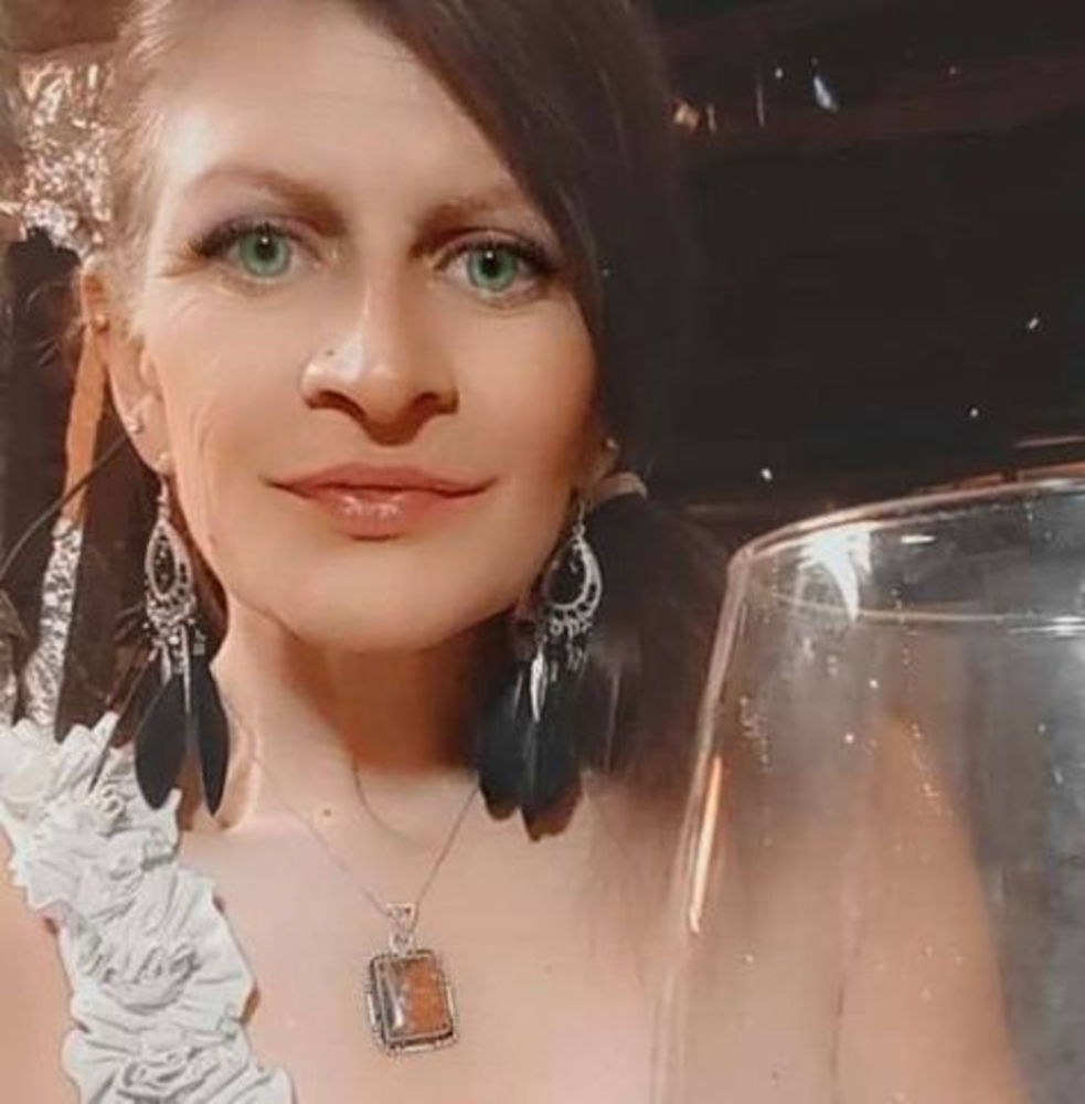 Meet your Posher, Kell